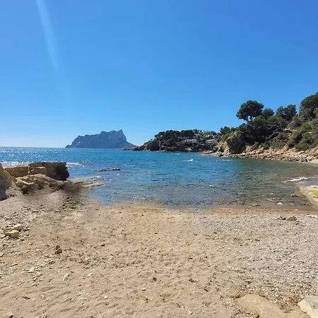 Casa Caledonia - Dans Avec Jardin Arbore Et Piscine A 500 M De La * Benissa