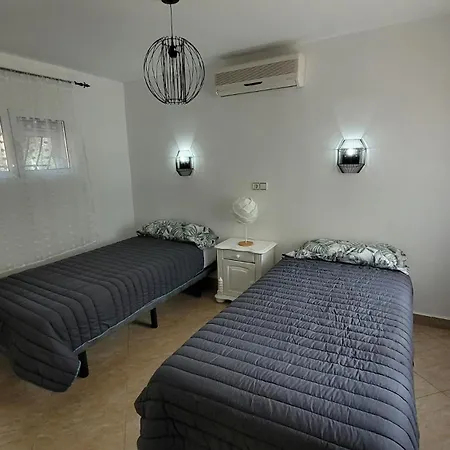 Casa Caledonia - Dans Avec Jardin Arbore Et Piscine A 500 M De La Apartment Benissa