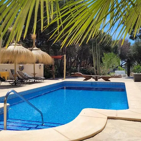 Casa Caledonia - Dans Avec Jardin Arbore Et Piscine A 500 M De La Apartment *
